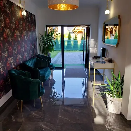 VILLA EDEN USTKA- CENISZ SOBIE CISZĘ I BŁOGI SPOKÓJ, WYPOCZYNEK tylko DLA DOROSŁYCH, POKOJE Z BALKONAMI I TARASAMI,PARKING W CENIE !-2